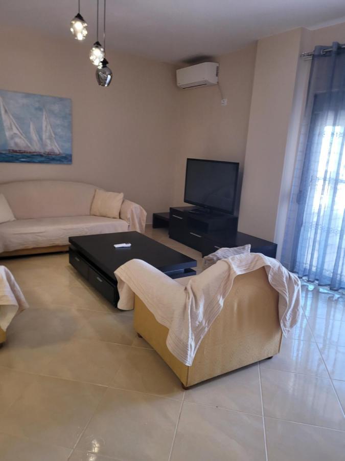Marina Apartment Σαράντα Εξωτερικό φωτογραφία