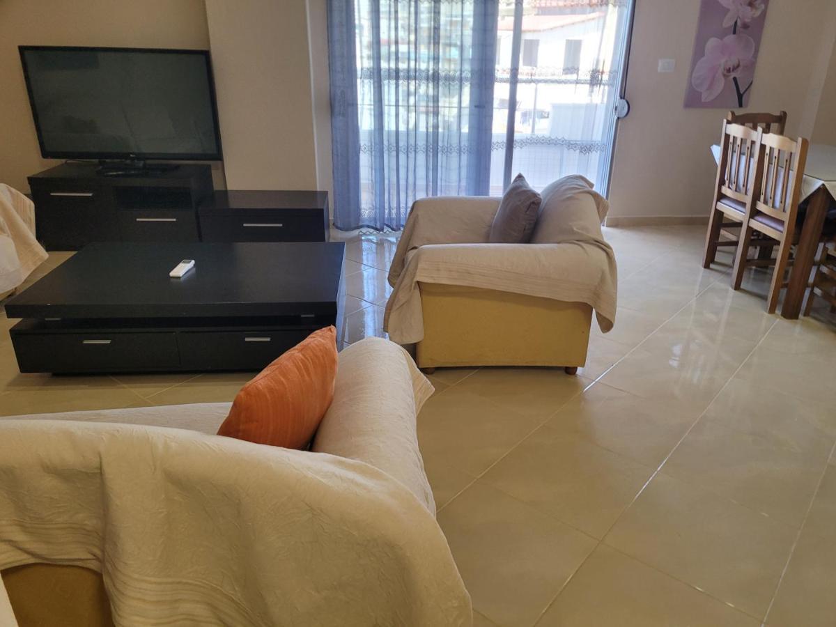 Marina Apartment Σαράντα Εξωτερικό φωτογραφία
