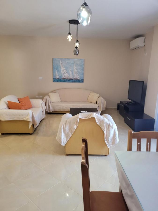 Marina Apartment Σαράντα Εξωτερικό φωτογραφία