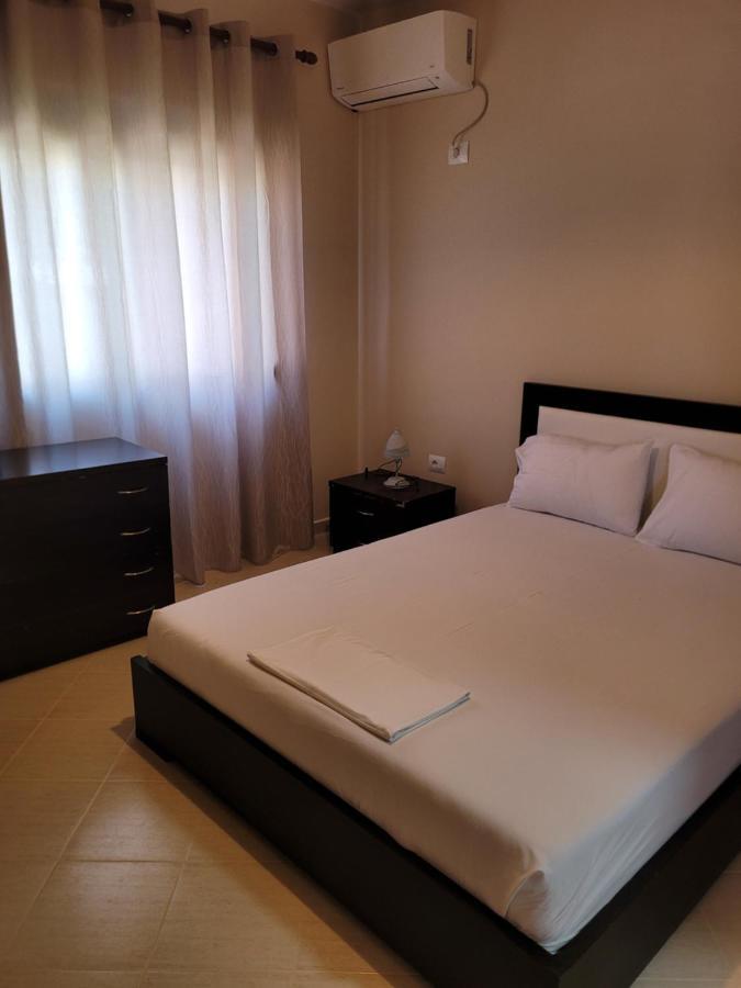 Marina Apartment Σαράντα Εξωτερικό φωτογραφία